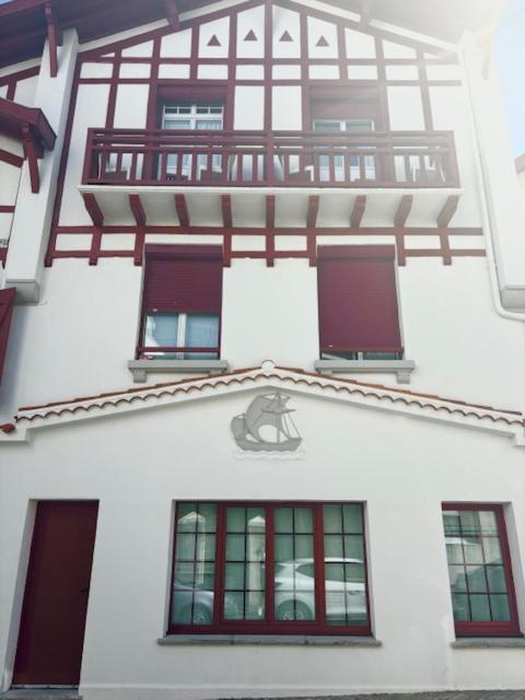 Residence Kemaris Biarritz Exteriör bild