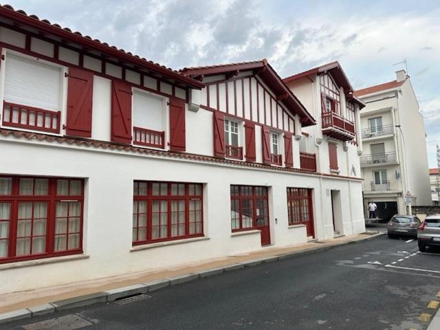 Residence Kemaris Biarritz Exteriör bild